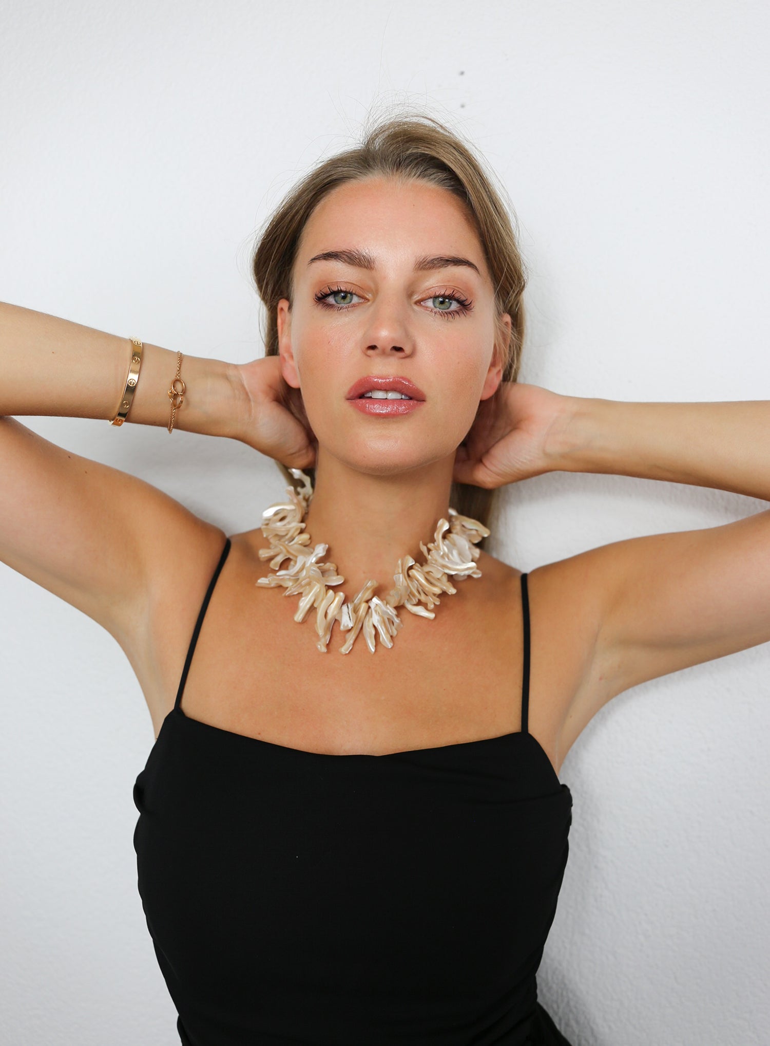 Chunky Shell necklace