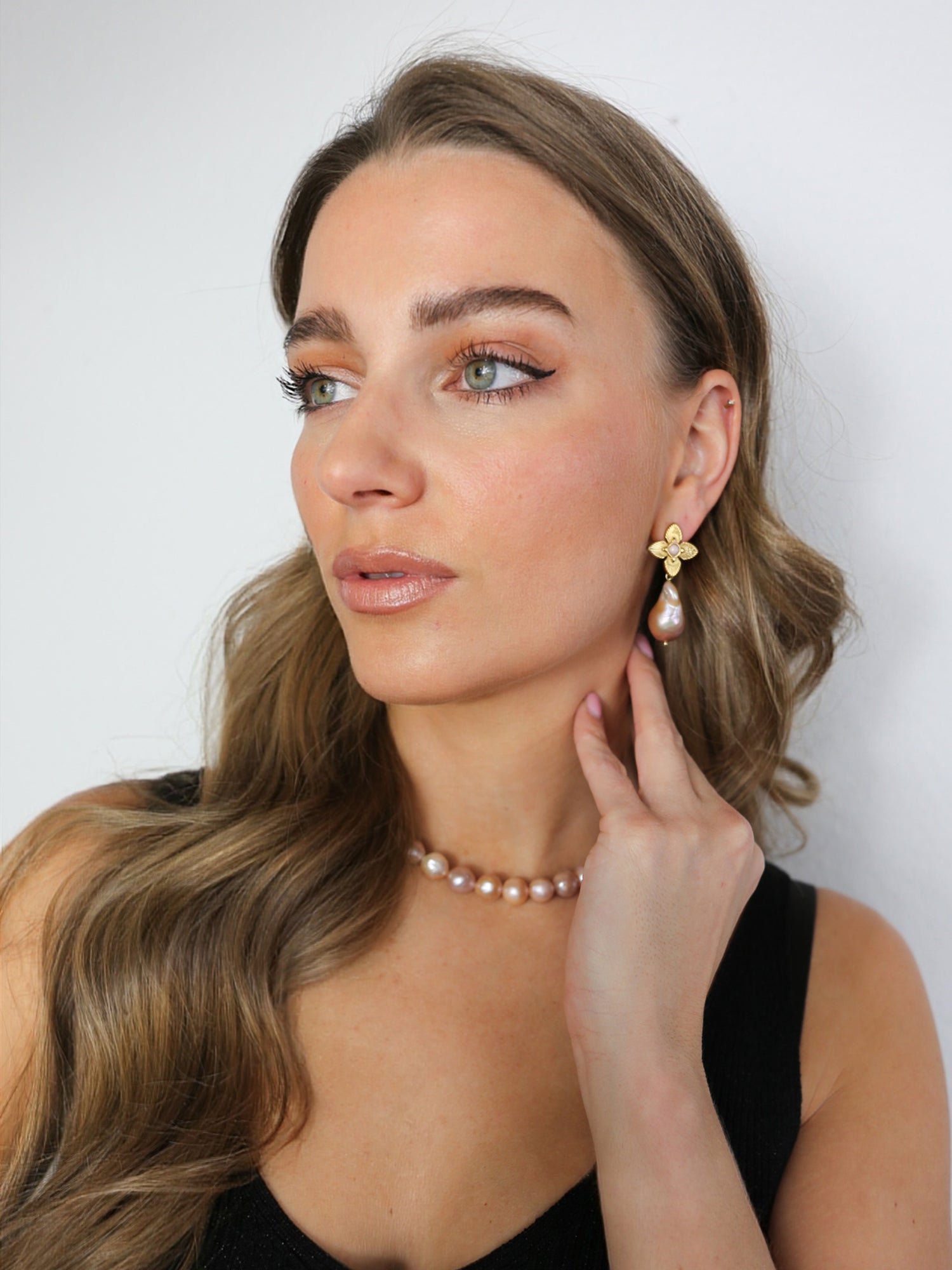 Mia necklace