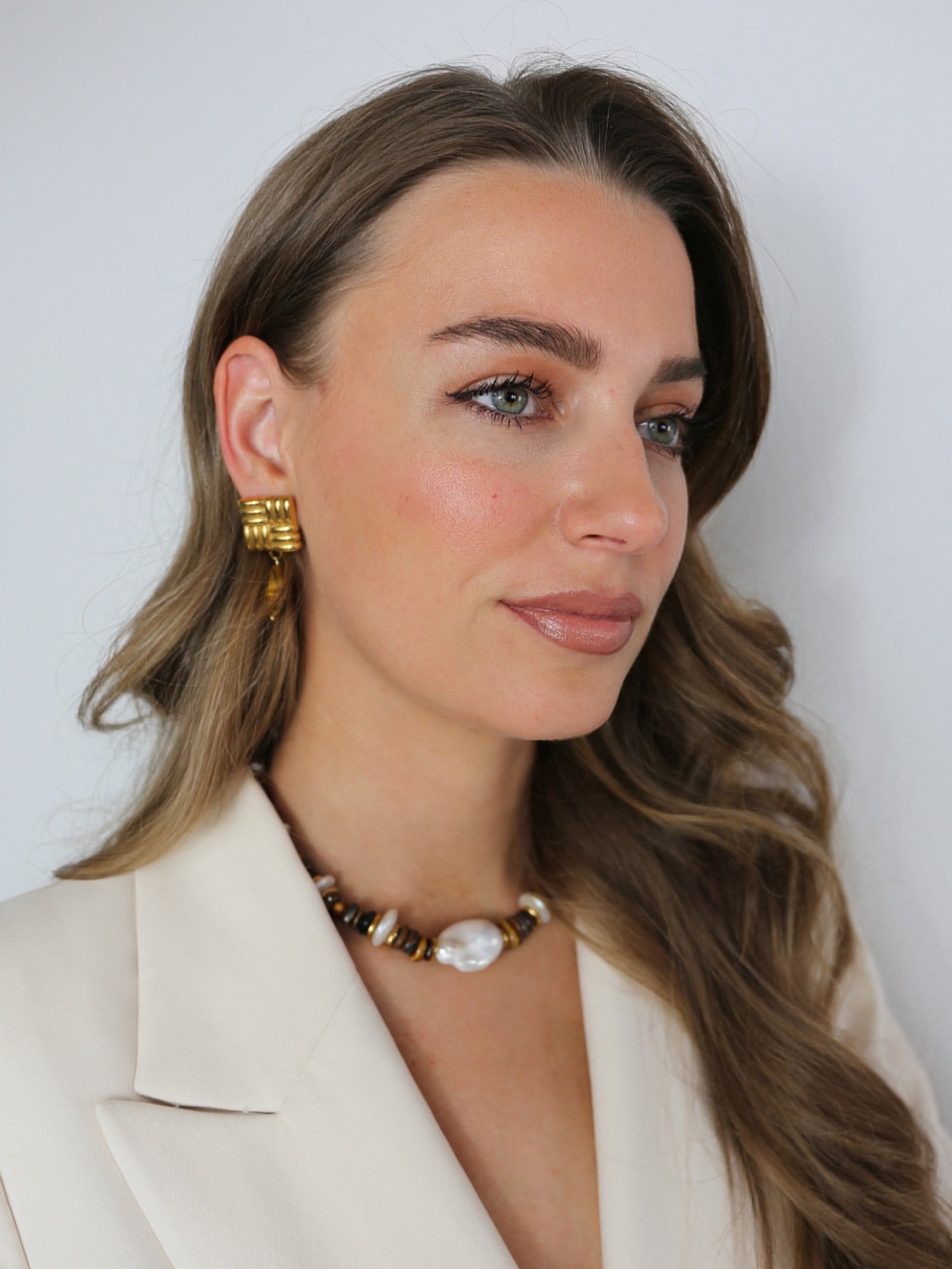 Lou earrings in Tiger eye
